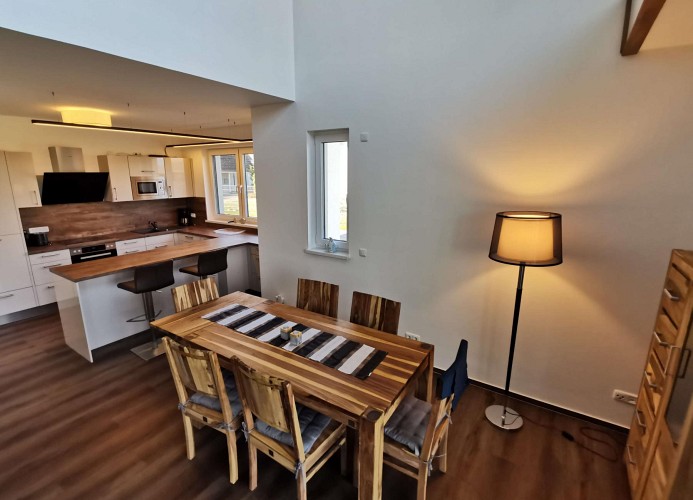 Essbereich mit Küchenzeile