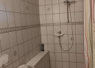 Badezimmer rechtes Schlafzimmer