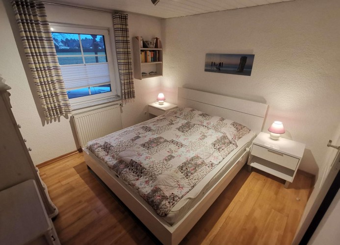 linkes Schlafzimmer